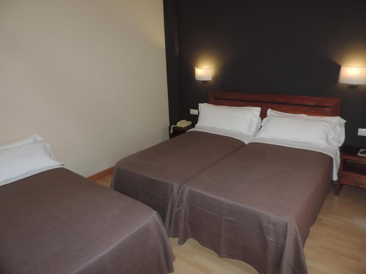 Hotel Puerta De Espana